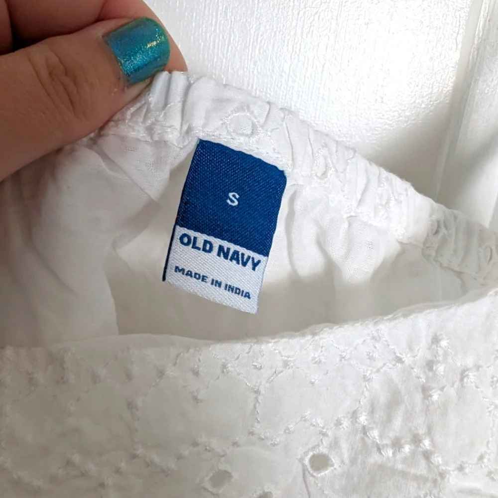 NWT Old Navy Cami Eyelet Top in White | Tie Strap | Sold out on Old Navy | S - Picture 6 of 7